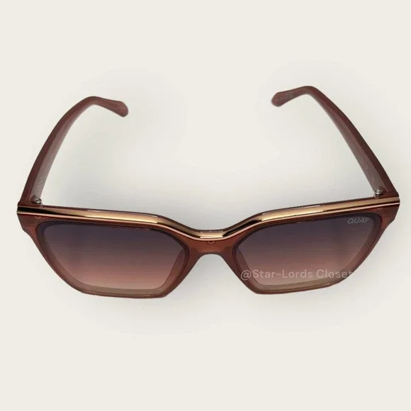 QUAY Sunglasses | Level Up Square Frame Milky Rose Pink Navy Vibrant Barbie Y2K - Picture 9 of 9